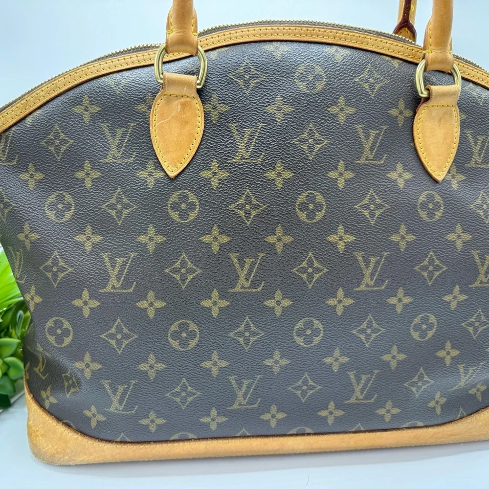 AUTHENTIC LOUIS VUITTON MONOGRAM - Picture 9 of 16